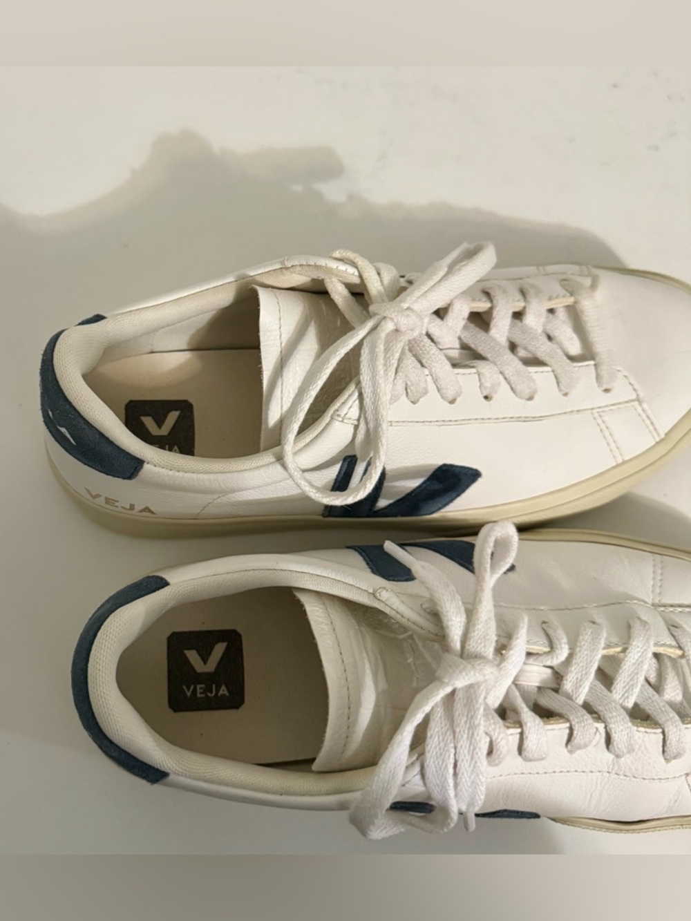 Veja Campo White Leather Low-Top Sneakers with Gray/Blue 'V' Accent Size:9 - Picture 10 of 11